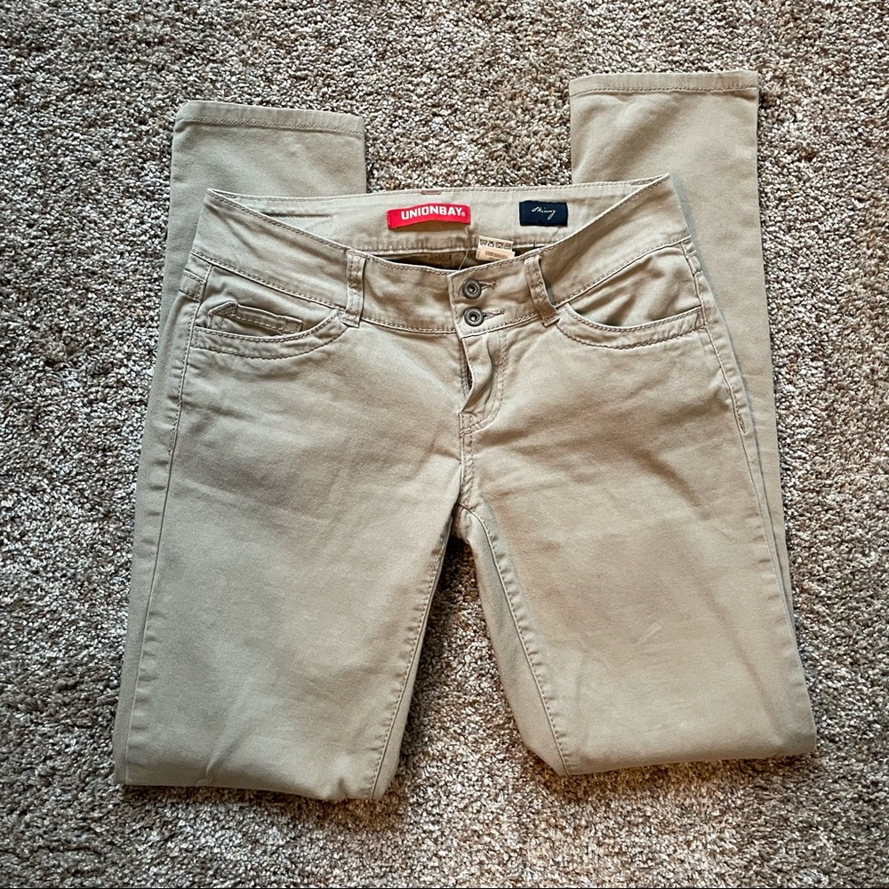 Skinny Khaki Pants